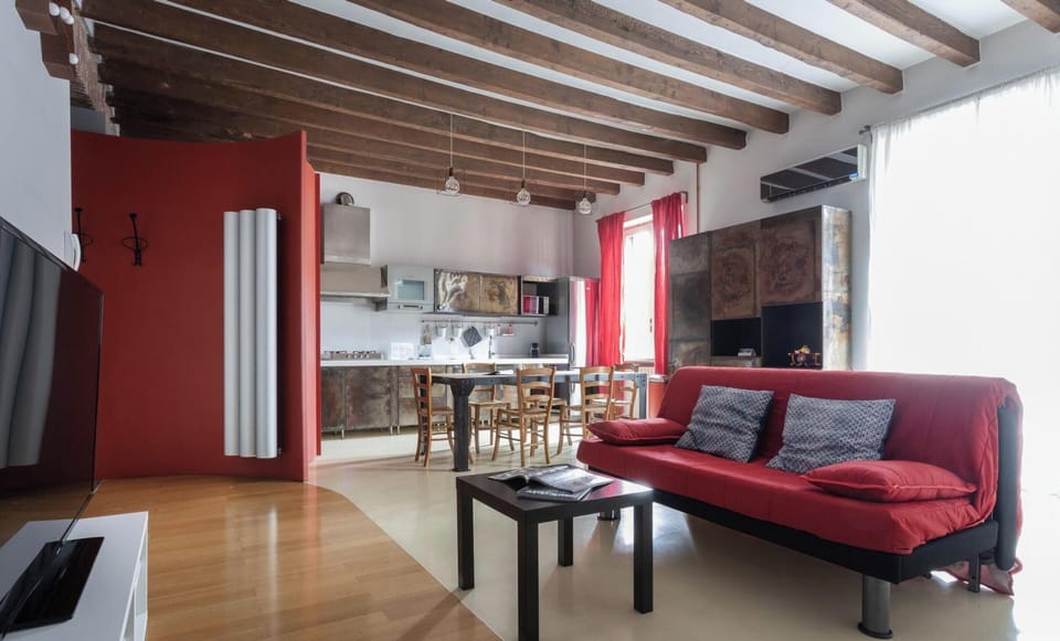 House | 1 bedroom