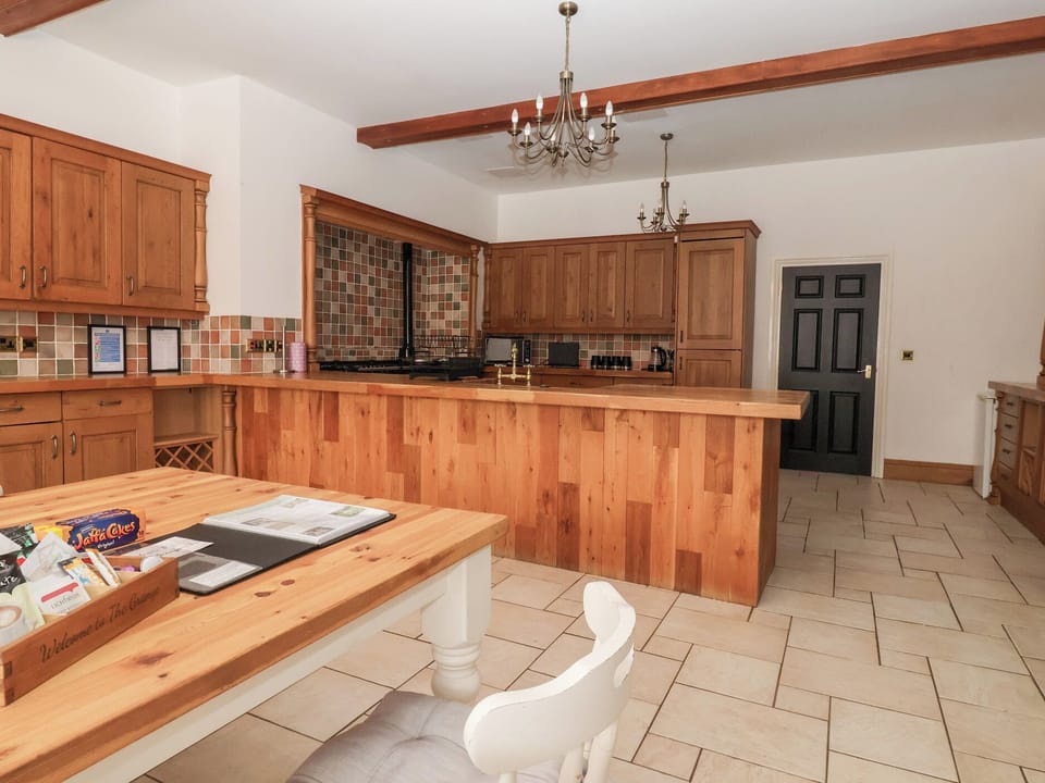 Cottage | Interior