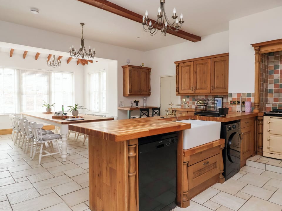 Cottage | Interior