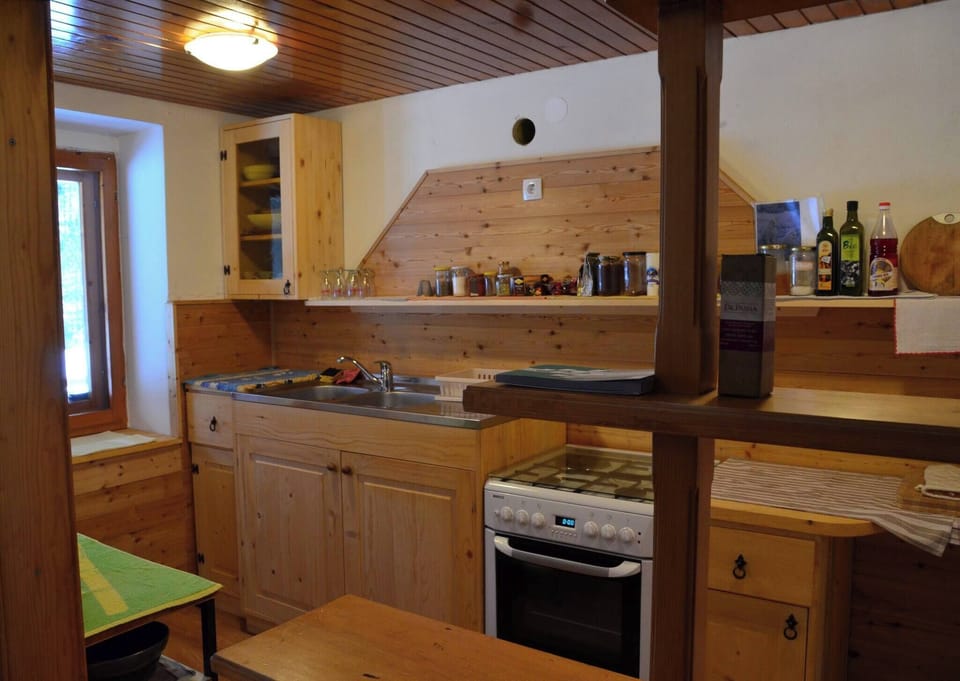 Apartment, 1 Bedroom, Patio, Garden View | Interior