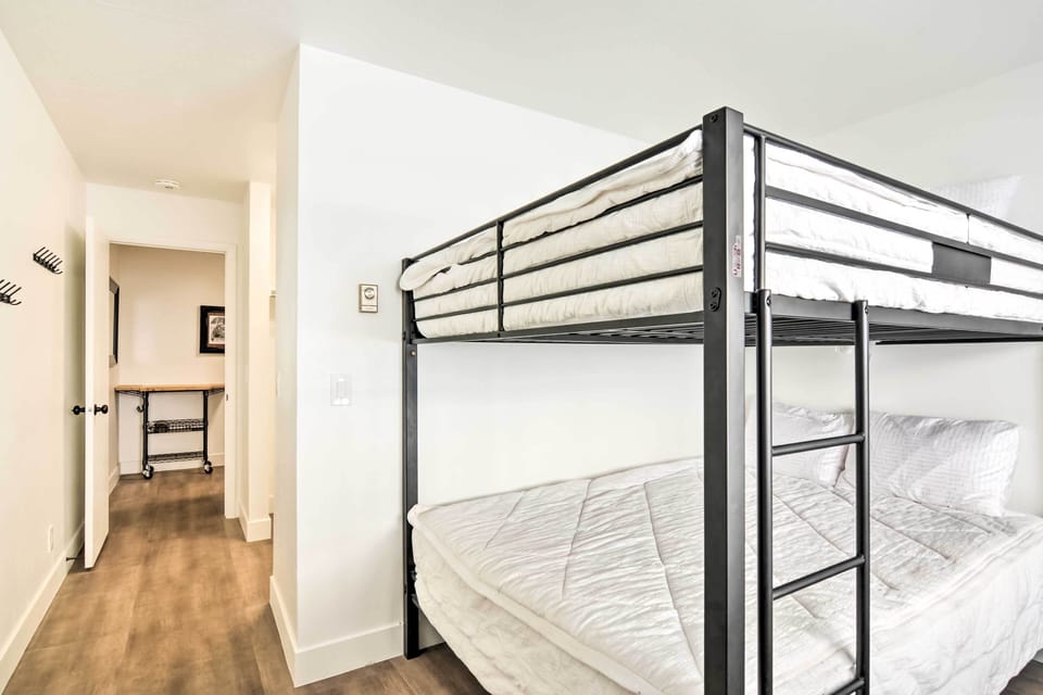 Apartment (1 Bedroom) | Interior