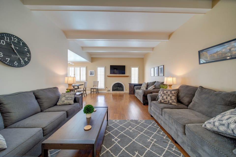 House (3 Bedrooms) | Interior