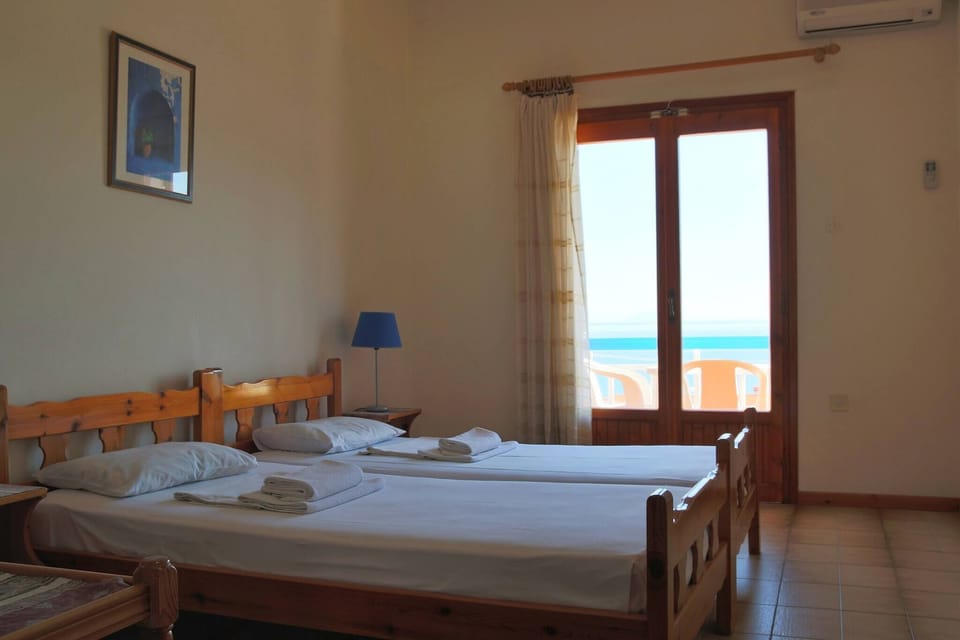 Seaview - Selfcatering Apartment - Helen No 1 Apartment in Peloponnese Region