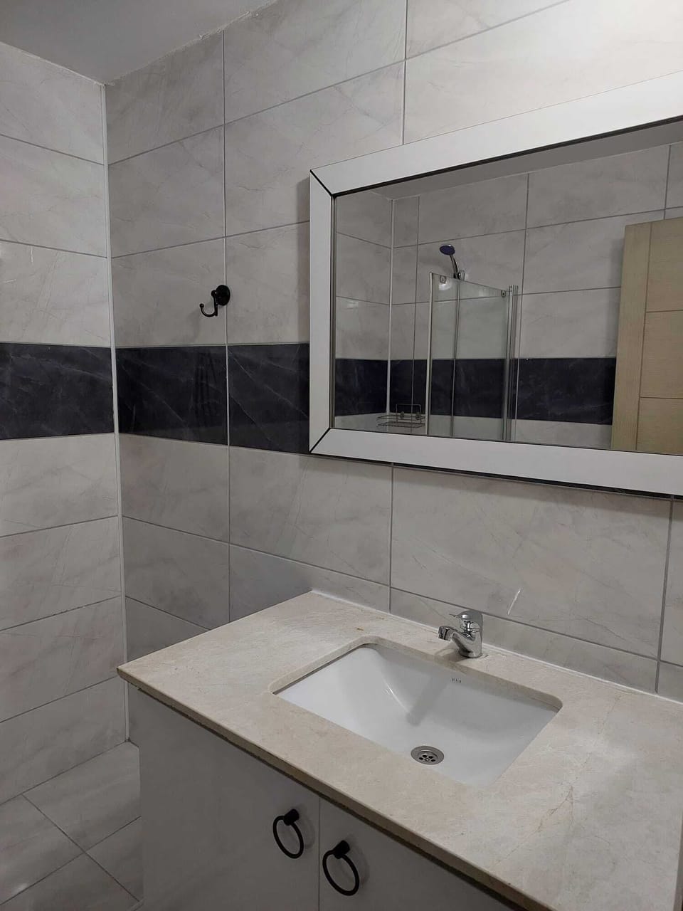 Family Quadruple Room | Bathroom | Shower, hair dryer, slippers, towels