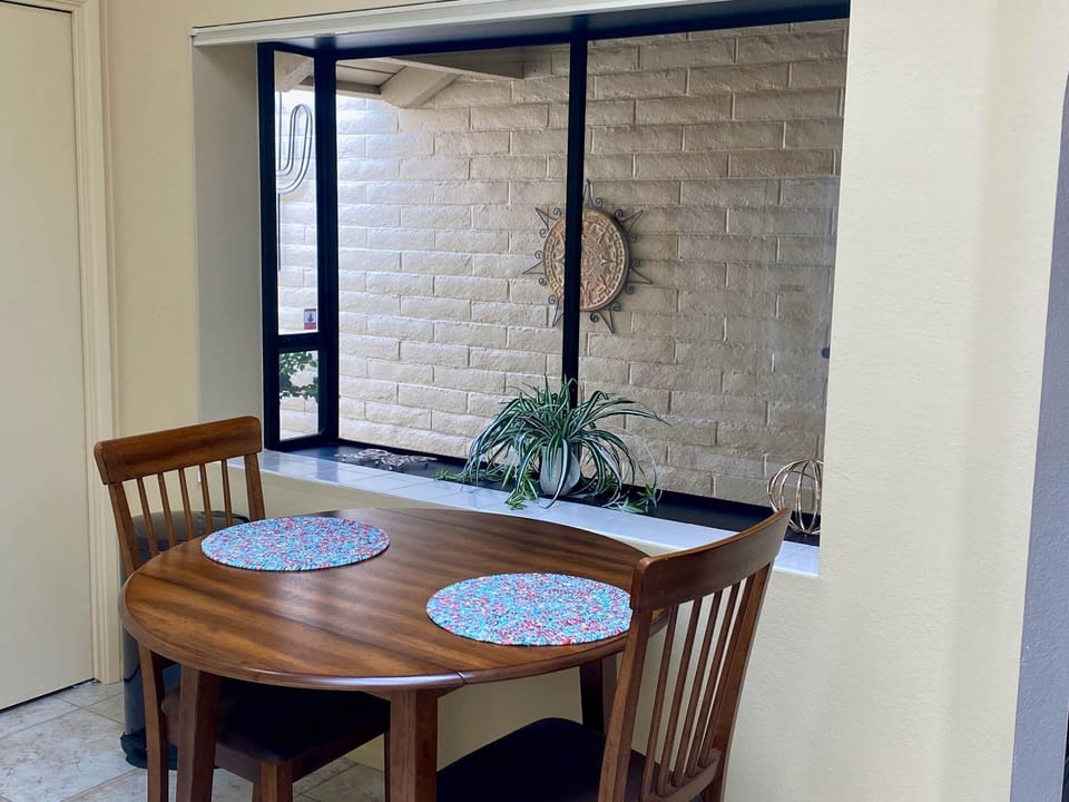 Kitchen (2)