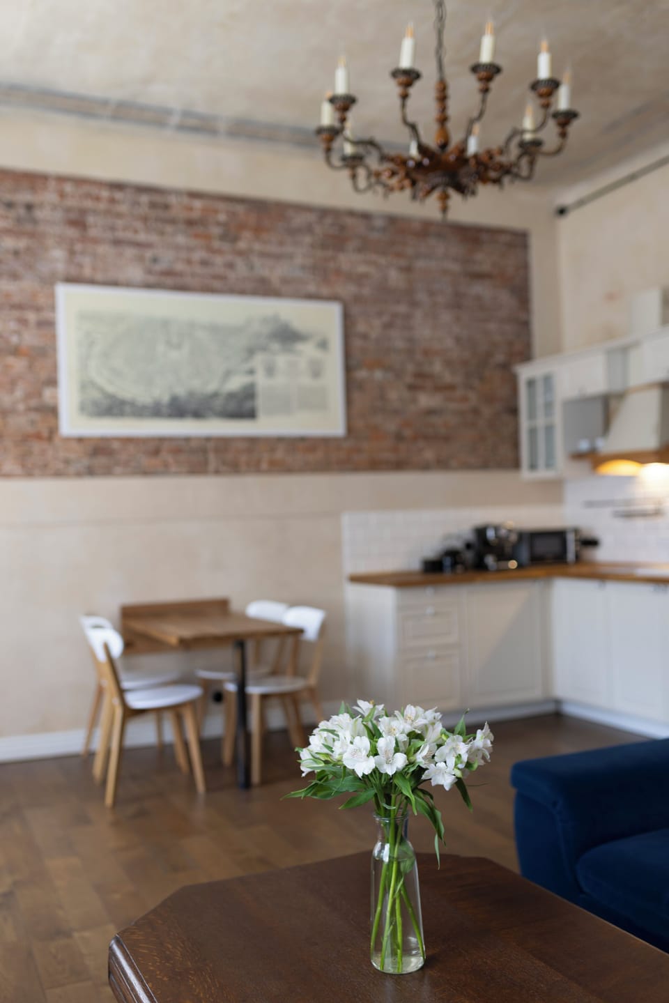 Basic Apartment | Private kitchenette | Coffee/tea maker, mini-fridge, microwave, electric kettle