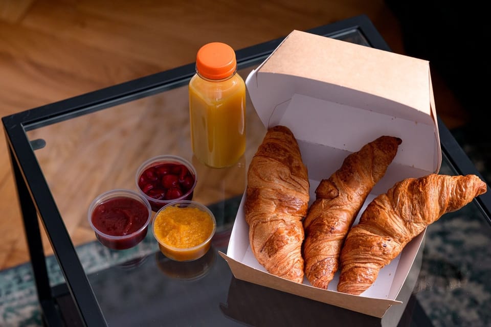 Daily cooked-to-order breakfast for a fee