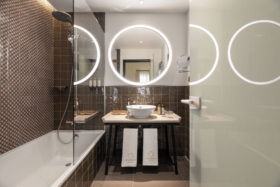Eco-friendly toiletries, hair dryer, towels