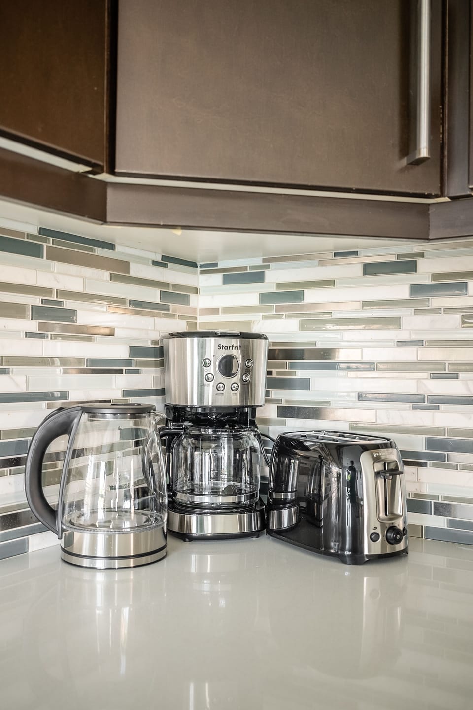 Family House, 3 Bedrooms, Kitchen, Lake View | Private kitchen | Full-size fridge, microwave, oven, stovetop