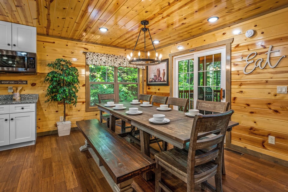 Dining Table Seating for 9