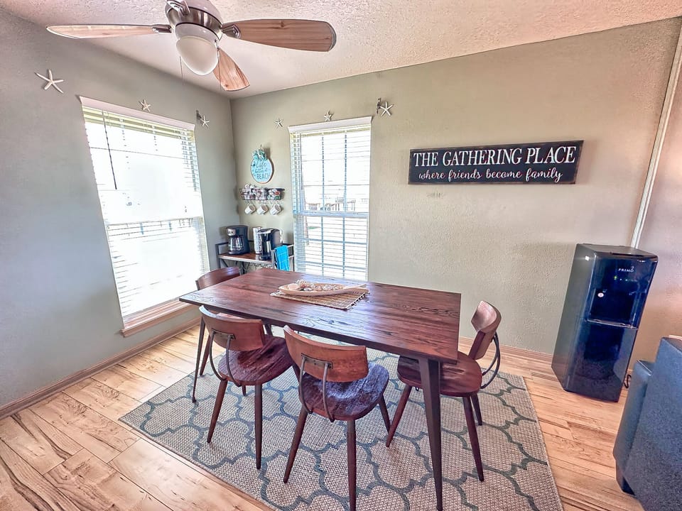 Bright and inviting dining space