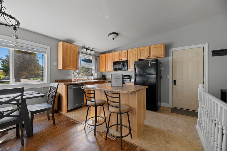 Full kitchen with everything you need