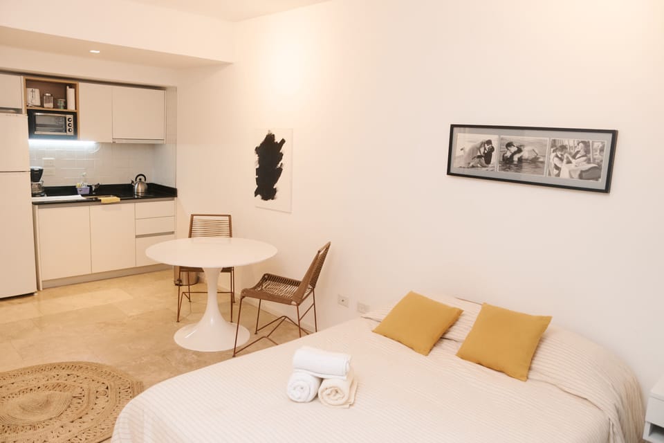 Comfort Apartment | 1 bedroom, blackout drapes, soundproofing, free WiFi