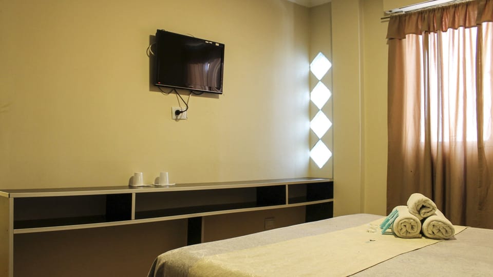 Double Room | In-room safe, free WiFi, bed sheets