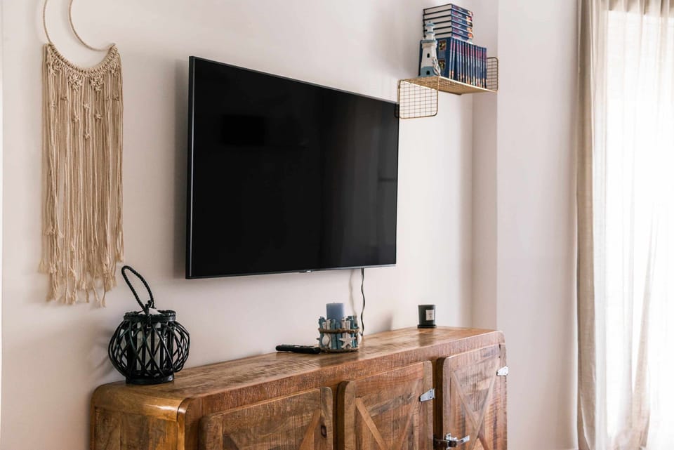 TV and multimedia,Living room