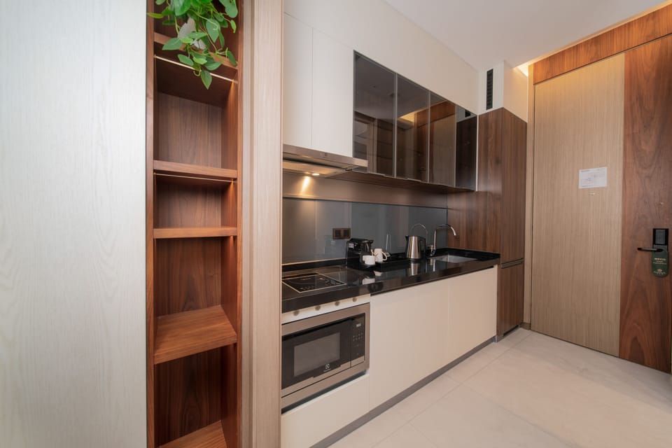 Shan Yi King Bed Room | Private kitchen | Electric kettle, eco-friendly cleaning products, paper towels