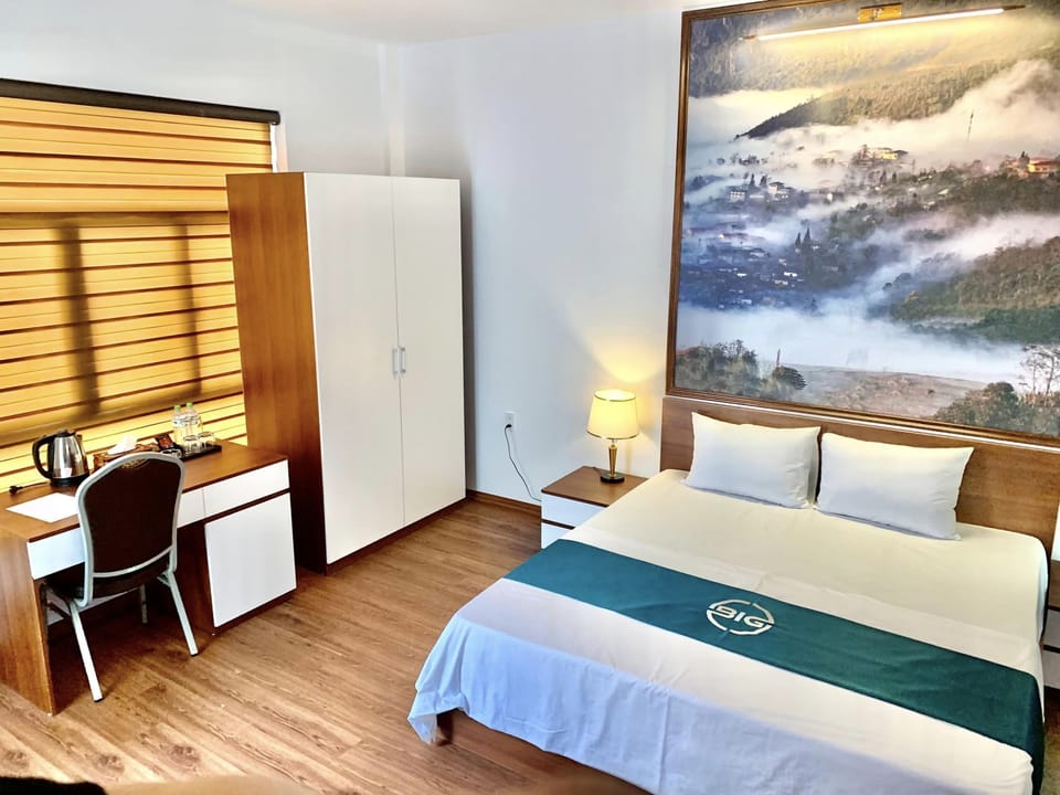 Deluxe Double Room | Free WiFi
