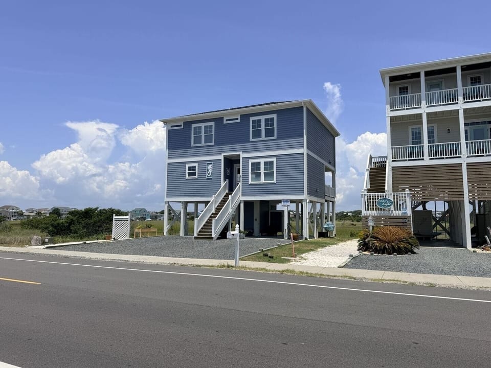 House, 2 Bedrooms | Exterior