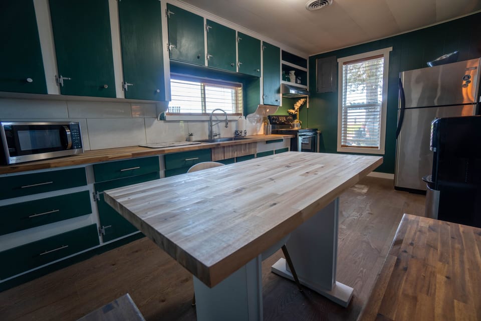Eat, Work, porque no Los dos?