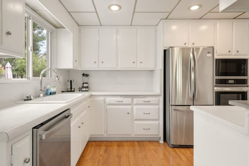 Serving up kitchen goals.