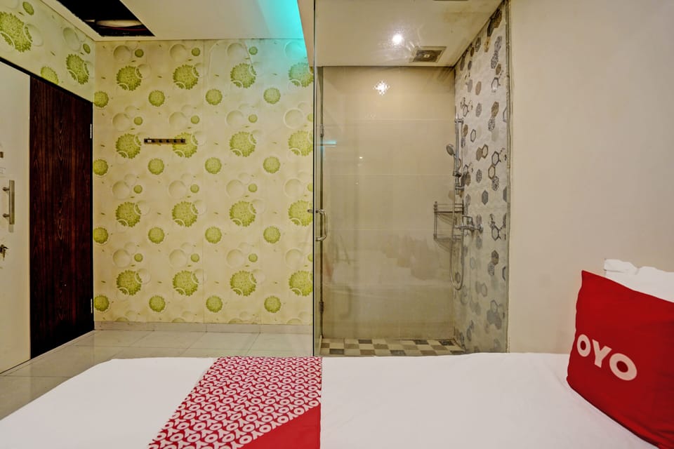 Standard Double Room | Desk, laptop workspace, travel crib, free WiFi