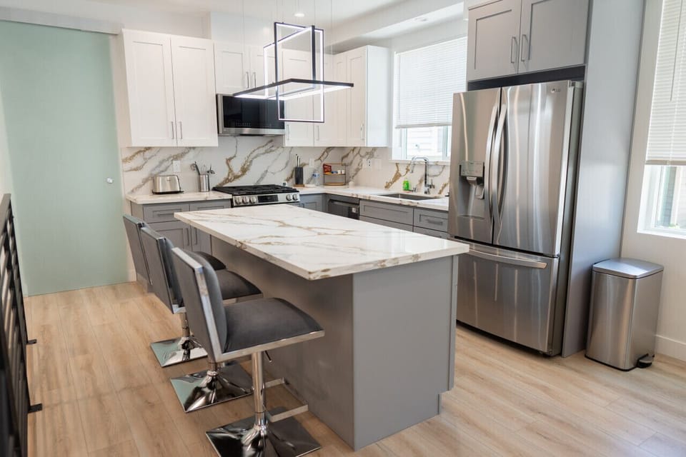 KITCHEN -- View 3D Virtual Tour of the Property Here: https://tinyurl.com/3ssruscr