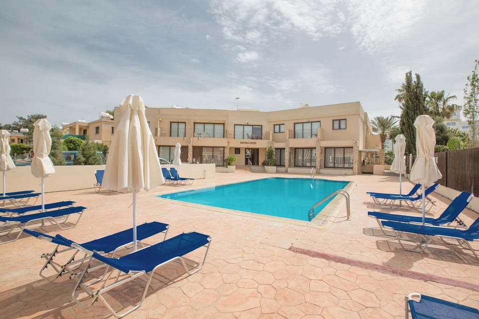 Apartment, 2 Bedrooms, Balcony, City View | Pool | Outdoor pool