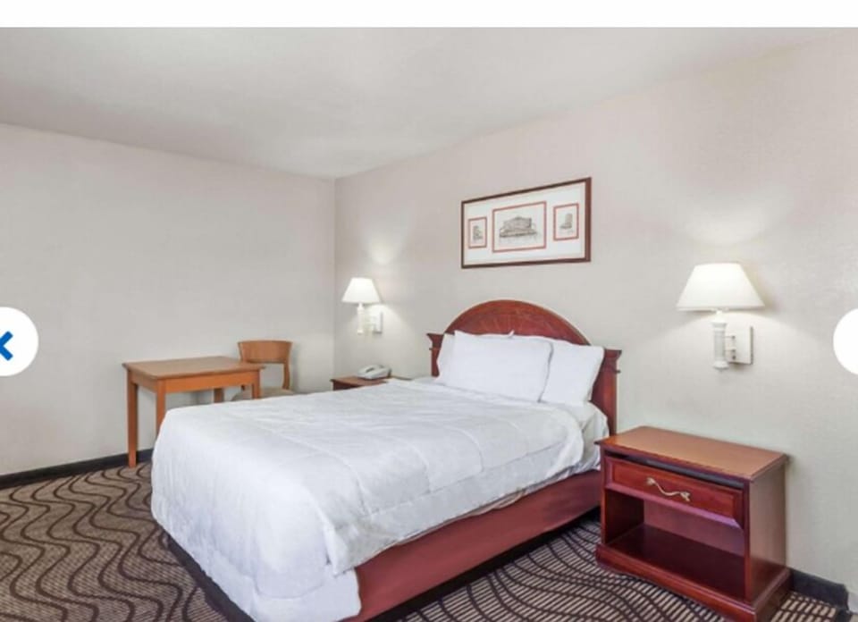 Standard 1 Double Bed Non Smoking | 1 bedroom, desk, laptop workspace, free WiFi