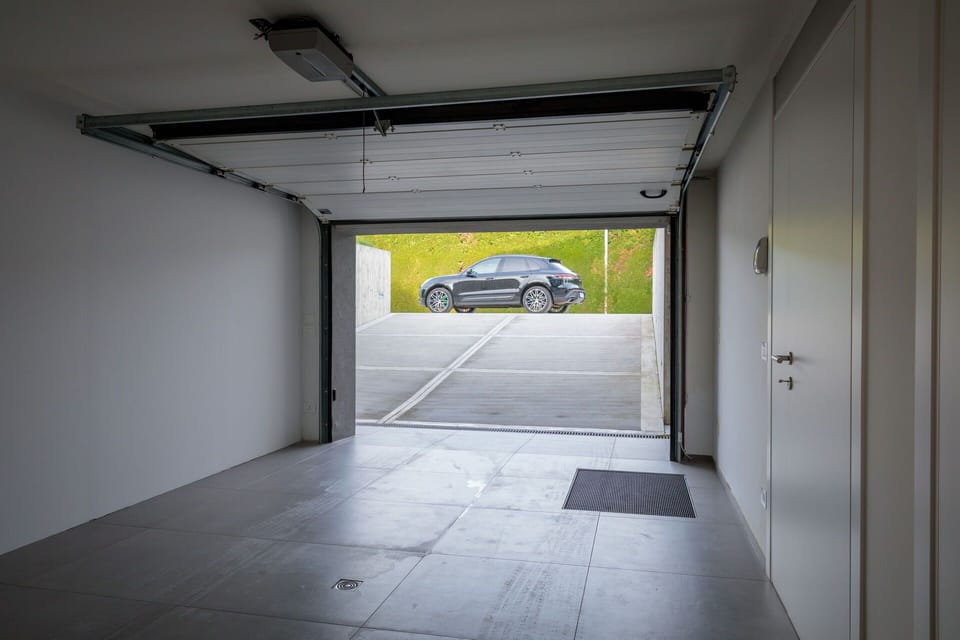 Vehicle, Wheel, Car, Automotive Design, Building