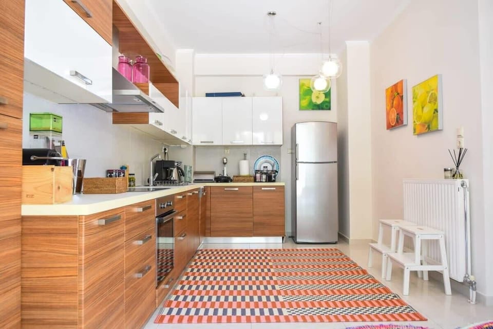 Fully-equipped kitchen