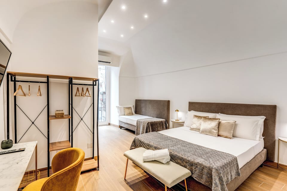 Classic Triple Room | Free WiFi, bed sheets