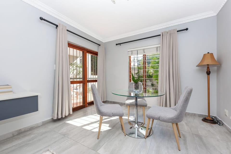 Grand Apartment | In-room dining