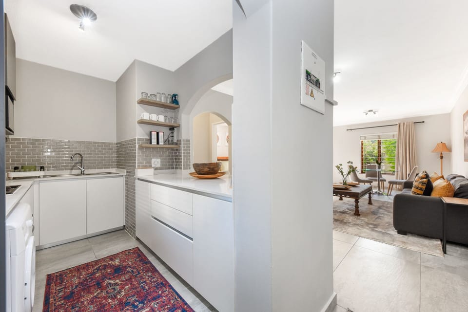 Grand Apartment | Private kitchen | Fridge, microwave, oven, stovetop