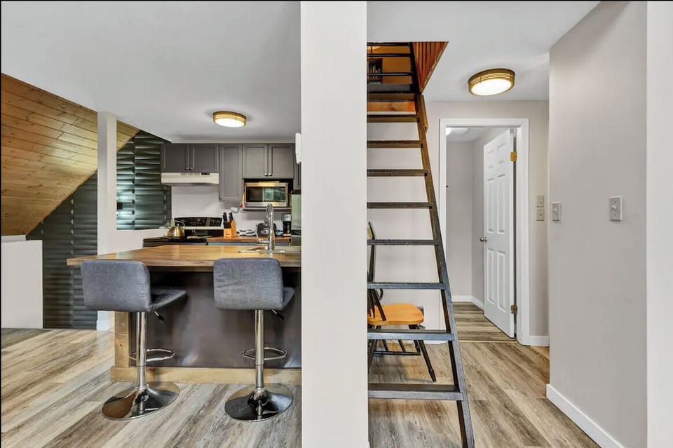 Kitchen/Ladder to Loft 