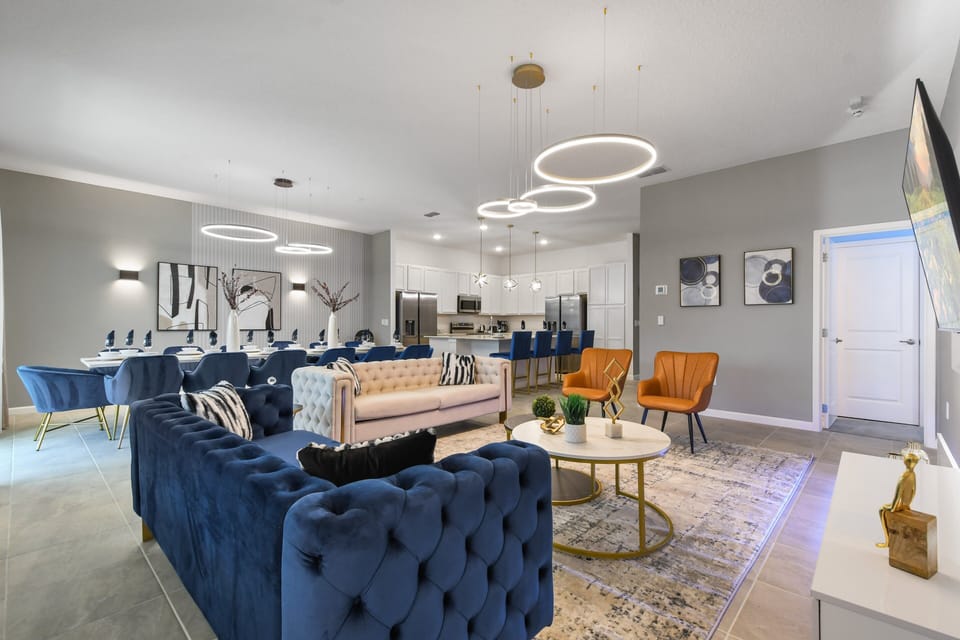 House, Multiple Beds, Pool Access (4497MD BV) | Living area | 42-inch flat-screen TV with digital channels