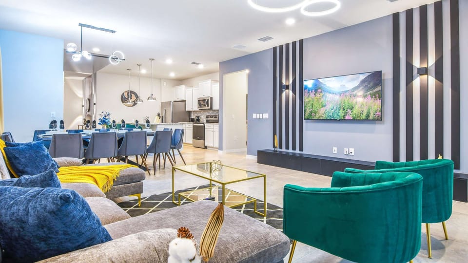 House, Multiple Beds, Pool Access, Pool View (3853LA WIR) | Living area