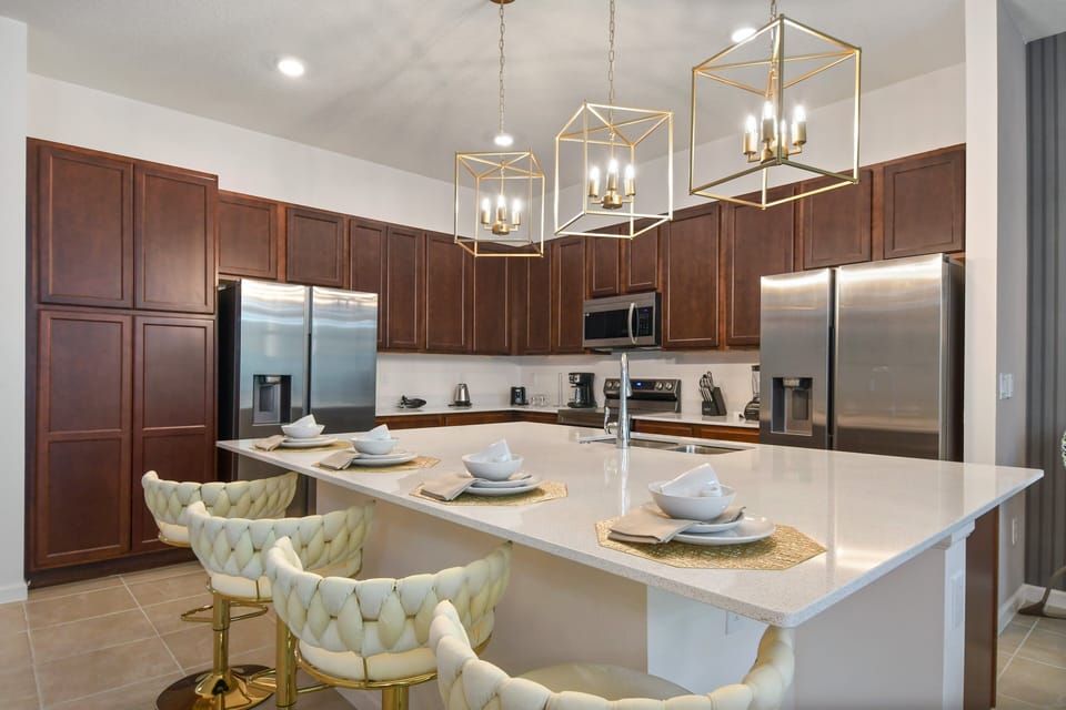 House, Multiple Beds, Pool Access (2486RD VP_01) | Private kitchen | Coffee/tea maker, electric kettle