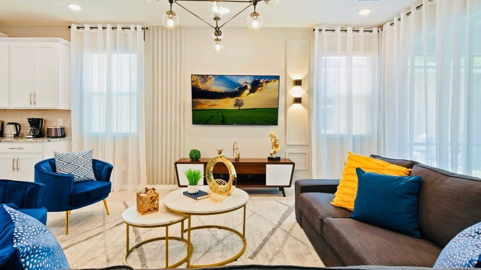 House, Multiple Beds, Pool Access, Pool View (1899TPC Solara) | Living area