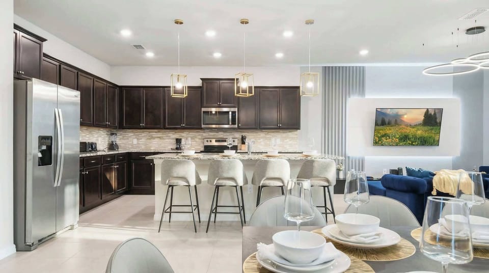 House, Multiple Beds, Pool Access (3740LA WIR) | Private kitchen | Coffee/tea maker, electric kettle