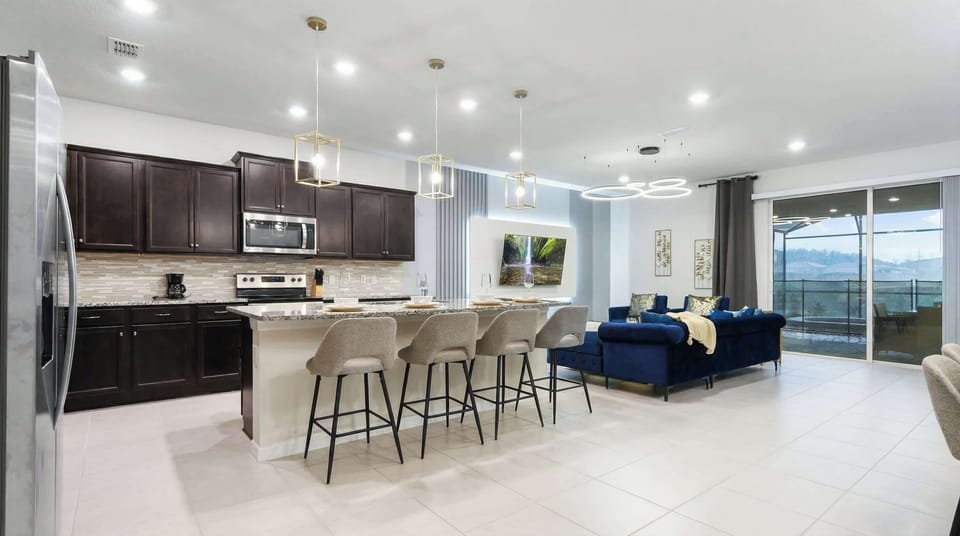 House, Multiple Beds, Pool Access (3740LA WIR) | Private kitchen | Coffee/tea maker, electric kettle