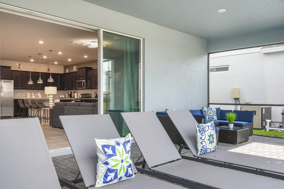 House, Multiple Beds, Pool Access, Pool View (3020MD WIR_01) | Interior