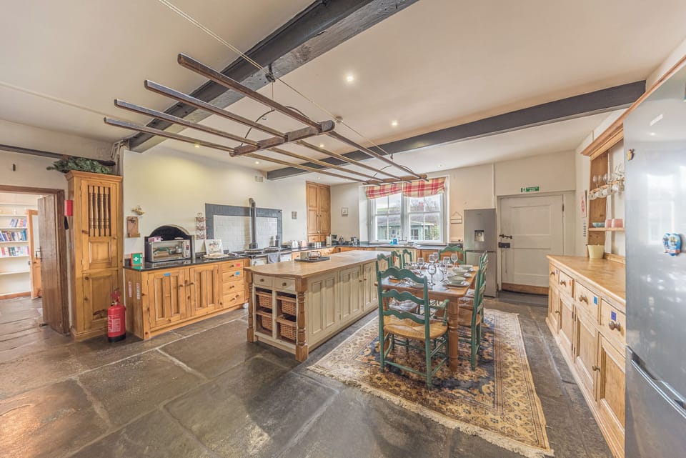 Fridge, dishwasher, electric kettle, toaster