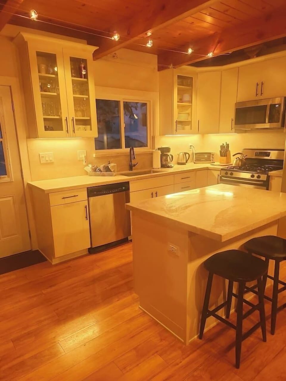 Kitchen with counter top seating