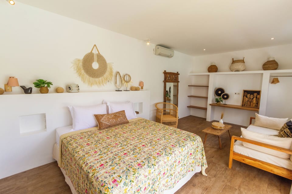 Deluxe Villa, 5 Bedrooms, Private Pool, Pool View | 5 bedrooms, premium bedding, in-room safe, desk