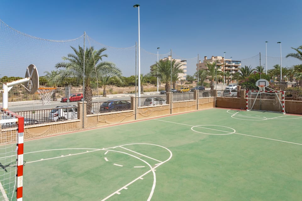 Sport court