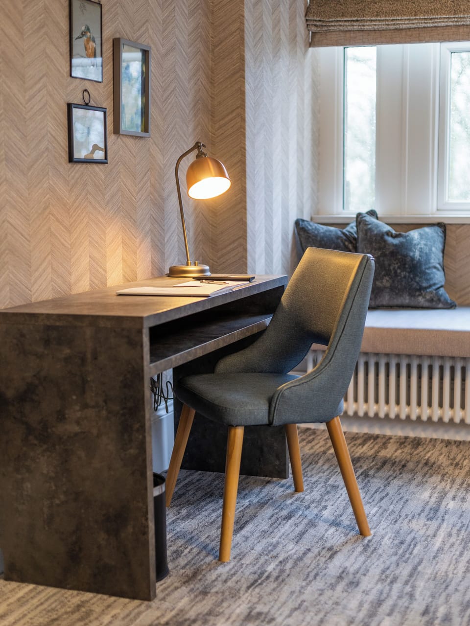 Luxury Double Room | 1 bedroom, in-room safe, desk, blackout drapes