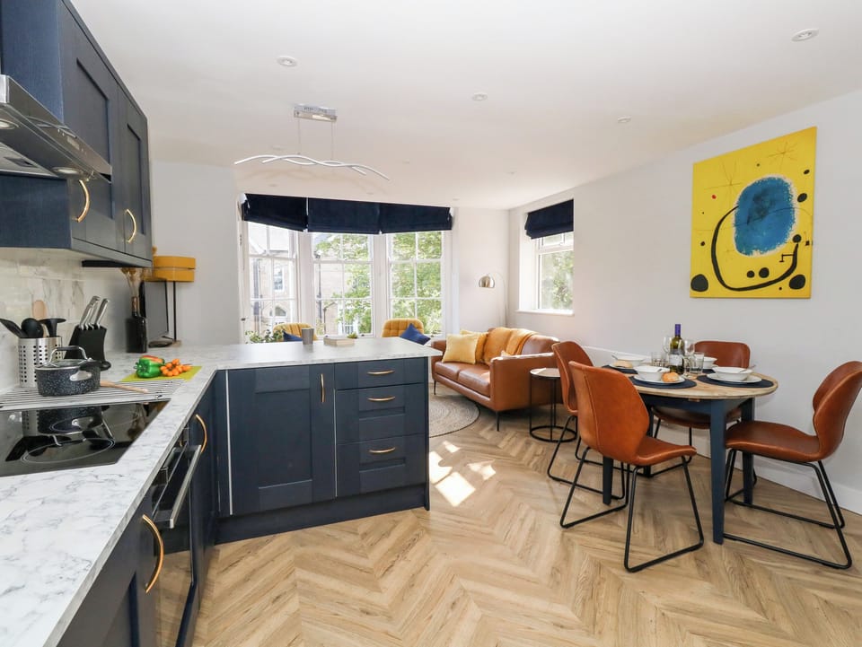 Fridge, dishwasher, electric kettle, toaster