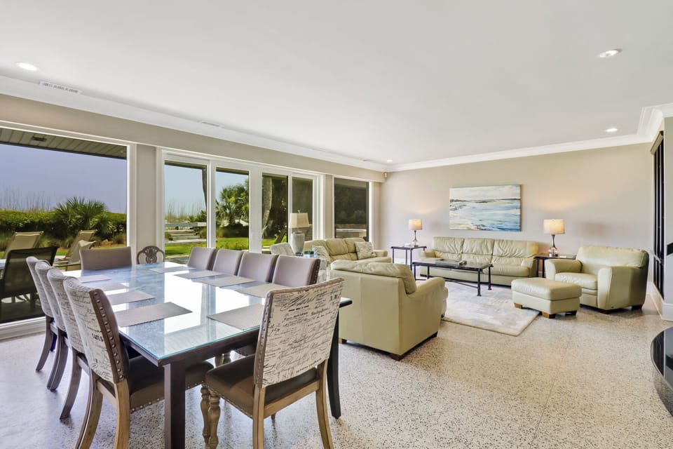 27 South Beach Lagoon | Living Area