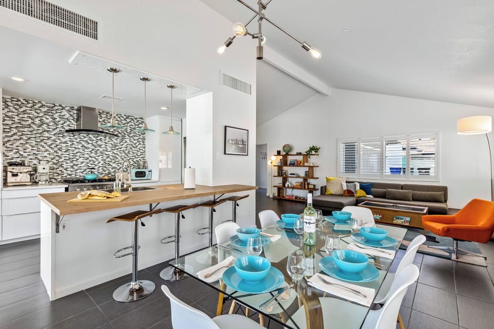 Indoor Dining for Six
