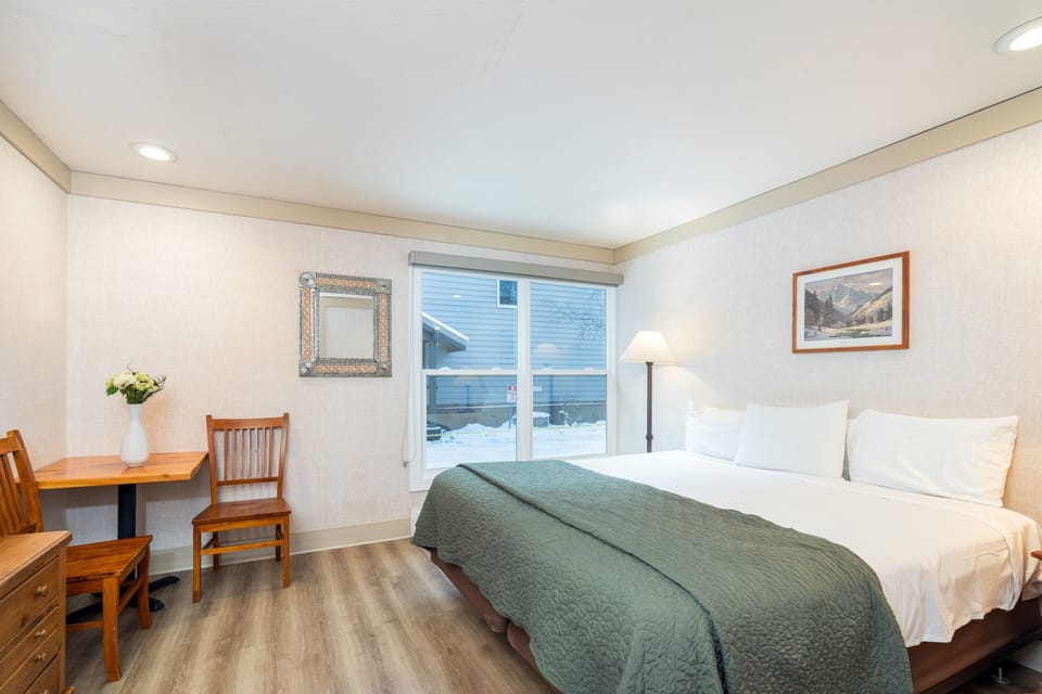 Room, 1 Bedroom | 1 bedroom, free WiFi